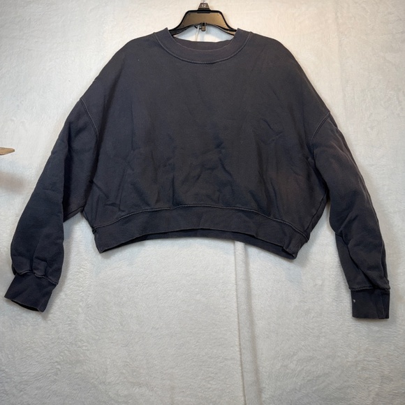 Old Navy Cropped Sweatshirt Womens Size Small Black 90s Crew Neck - Picture 2 of 7